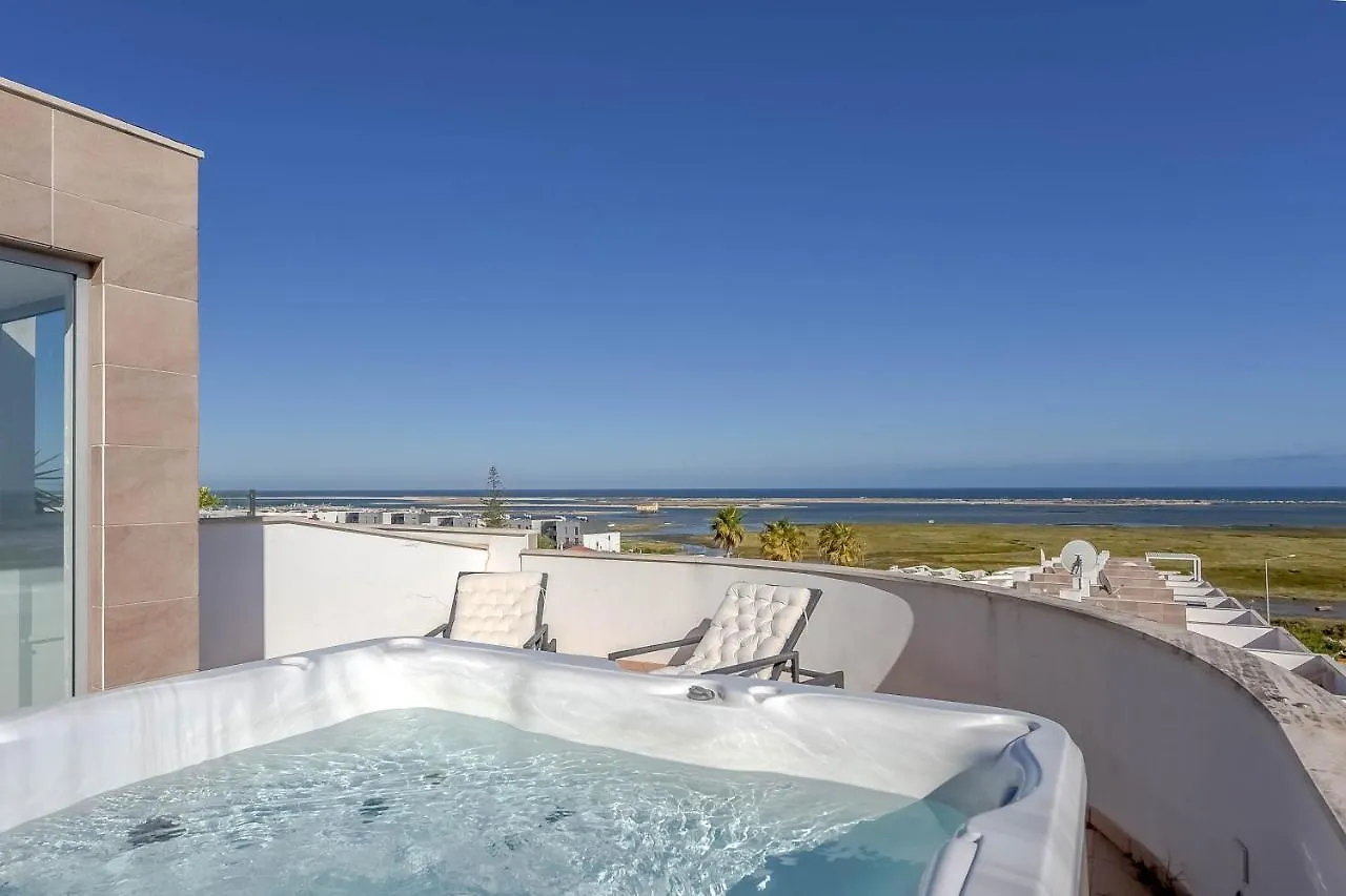 Penthouse Quilha Apartment Fuzeta 0*,
